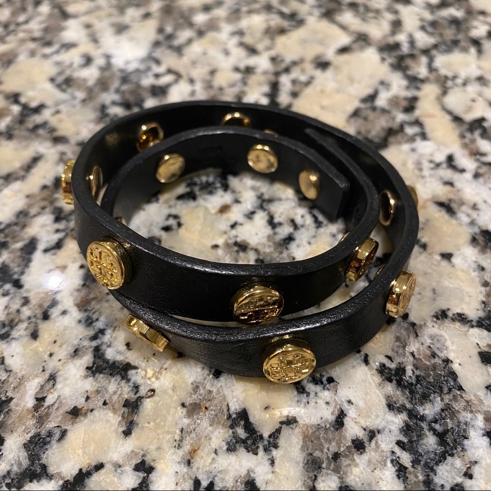 🎉 Host Pick NWOT Tory Burch Wrap Bracelet